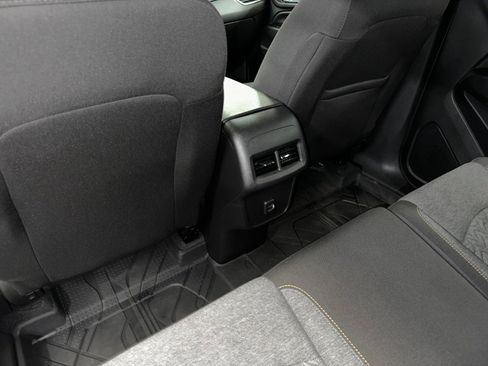 Certified 2024 Chevrolet Equinox LT w/ LPO, Floor Liner Package image 19