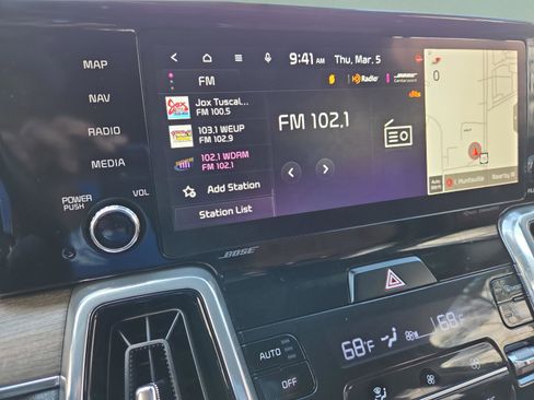 Used 2023 Kia Sorento SX Prestige image 18