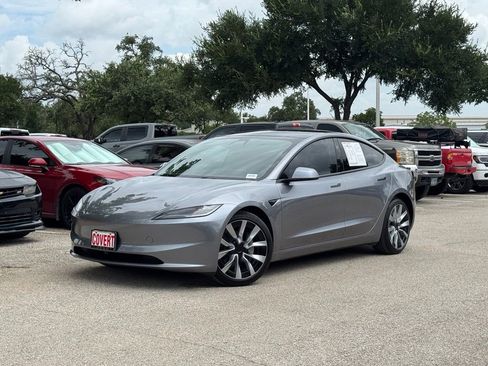 Used 2026 Tesla Model 3 AWD/4WD image 1