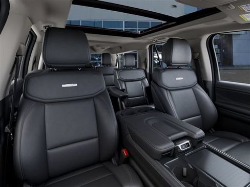 New 2027 Ford Expedition Max Platinum w/ Driver's Package RWD image 10