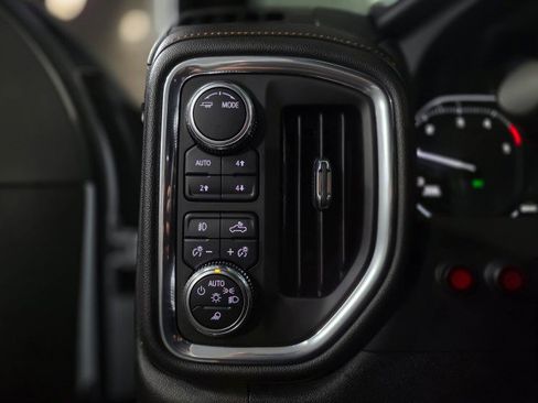 Used 2023 GMC Sierra 3500 AT4 w/ Gooseneck/5TH Wheel Package image 32