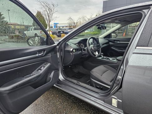 Used 2022 Nissan Altima 2.5 SV image 15