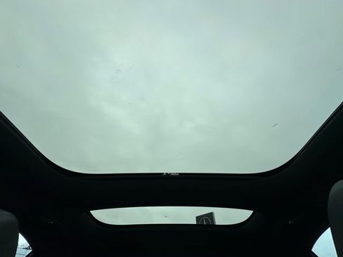 Used 2020 Mercedes-Benz E 350 4MATIC Sedan image 16