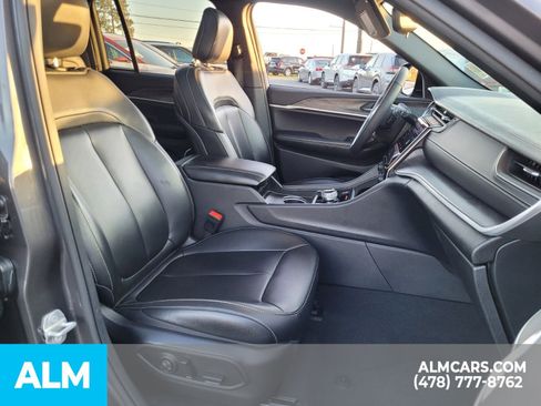 Used 2024 Jeep Grand Cherokee Limited 4xe image 15