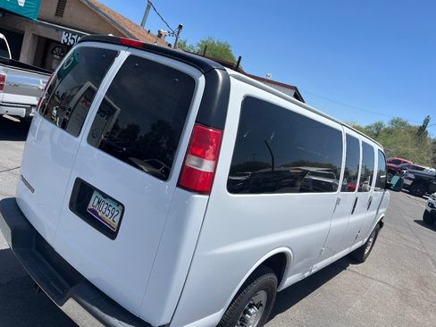 Used 2017 Chevrolet Express 3500 LT w/ LT Preferred Equipment Group RWD image 46