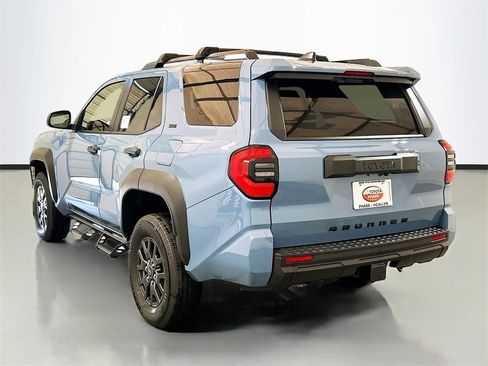 New 2026 Toyota 4Runner SR5 image 6
