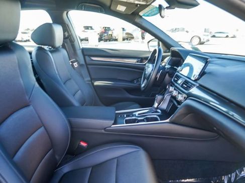 Used 2022 Honda Accord Sport image 18