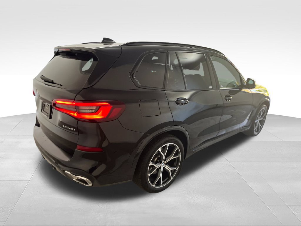 Used 2023 BMW X5 xDrive40i w/ M Sport Package AWD/4WD image 5