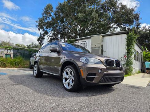 Used 2013 BMW X5 xDrive35i w/ Convenience Pkg image 1