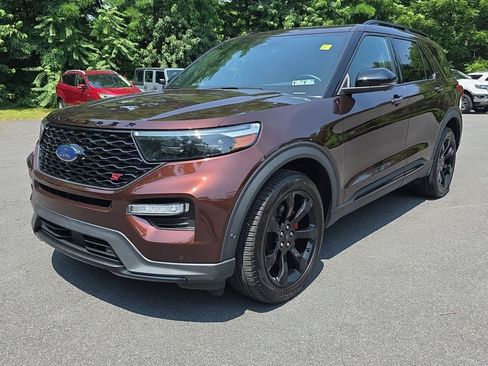 Used 2020 Ford Explorer ST w/ ST Street Pack AWD/4WD image 7