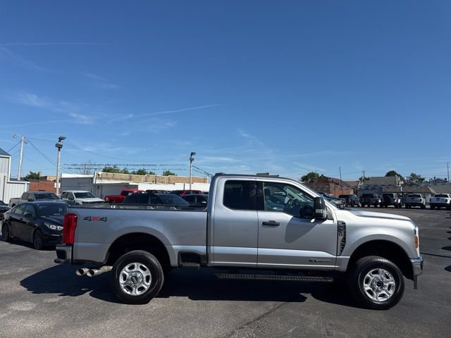 Used 2024 Ford F350 XLT AWD/4WD image 6