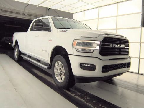 Used 2020 RAM 2500 Big Horn w/ Level 2 Equipment Group AWD/4WD image 4