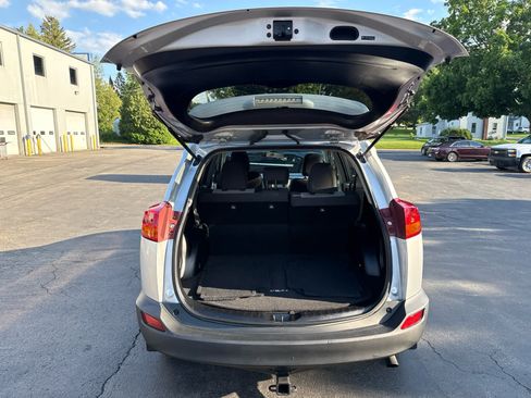 Used 2013 Toyota RAV4 XLE AWD/4WD image 15