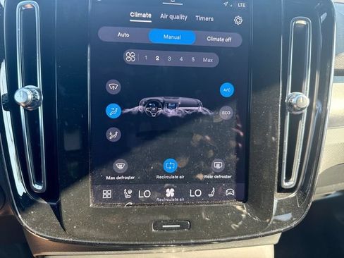 Certified 2023 Volvo XC40 Recharge Ultimate w/ Protection Package Premier AWD/4WD image 20