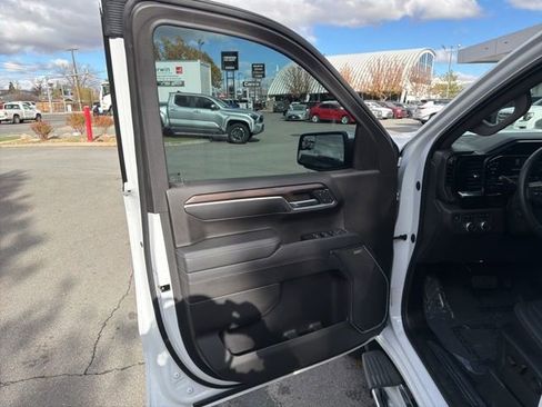 Used 2023 GMC Sierra 1500 SLT w/ SLT Premium Package image 13