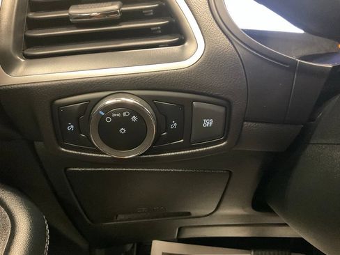 Used 2024 Ford Edge SEL AWD/4WD image 14