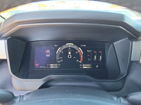Used 2025 Toyota Tundra Limited AWD/4WD image 19
