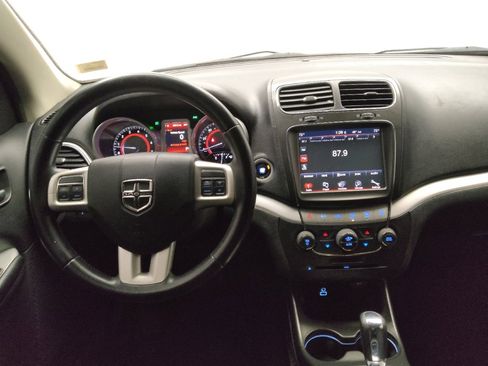 Used 2019 Dodge Journey SE w/ Premium Group image 22