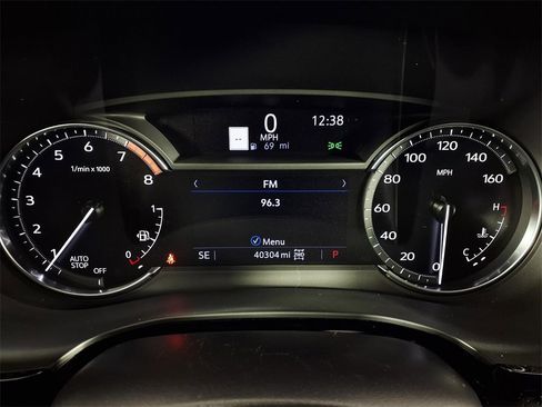 Used 2024 Cadillac XT5 Premium Luxury image 18