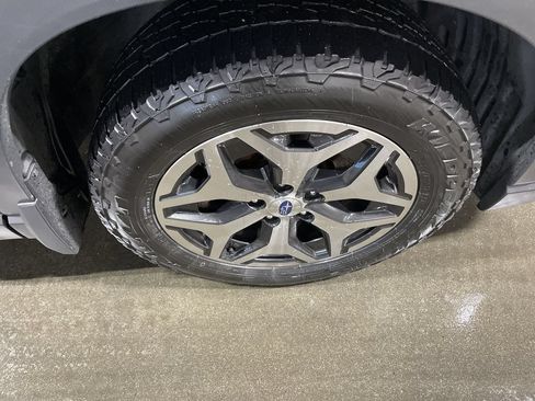 Used 2021 Subaru Forester Premium AWD/4WD image 18