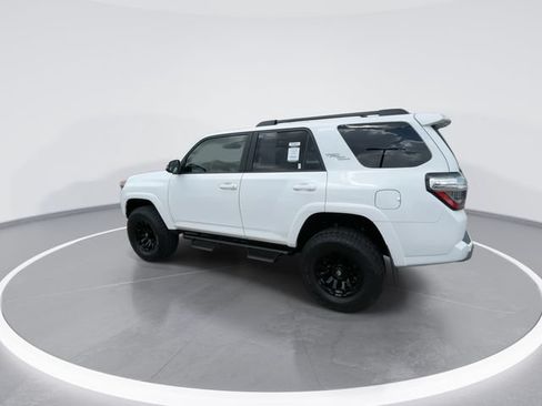 Used 2021 Toyota 4Runner TRD Off-Road Premium w/ Moonroof Package AWD/4WD image 6