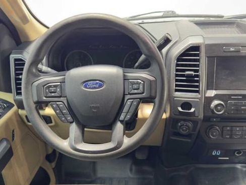 Used 2018 Ford F150 XLT w/ Trailer Tow Package RWD image 19