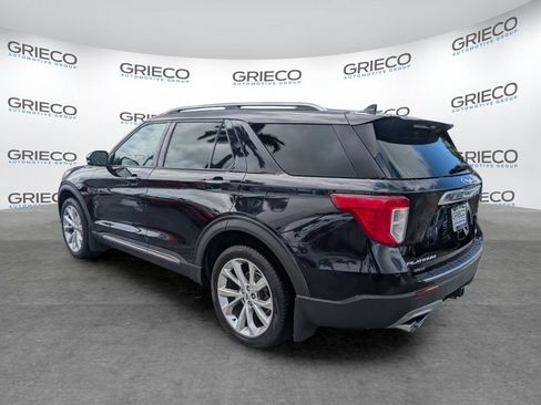 Used 2023 Ford Explorer Platinum w/ Technology Package AWD/4WD image 5