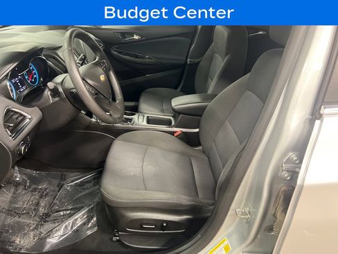 Used 2017 Chevrolet Cruze LT w/ Convenience Package FWD image 12