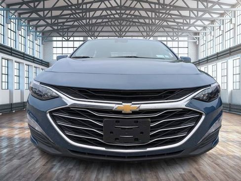 Used 2025 Chevrolet Malibu LT image 9