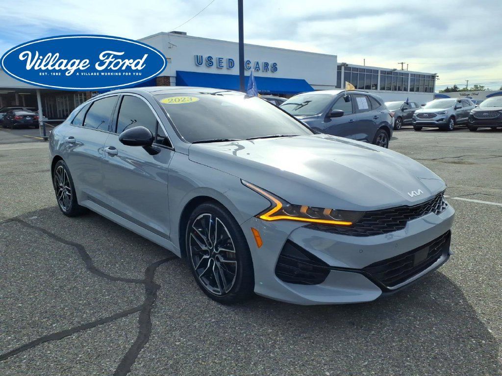 Used 2023 Kia K5 GT w/ GT1 Package FWD image 3