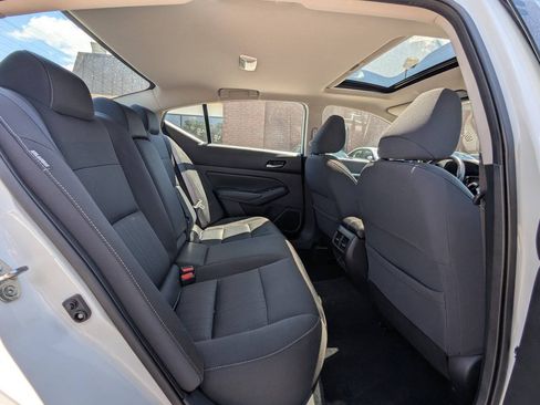 Used 2019 Nissan Altima 2.5 SV AWD/4WD image 15