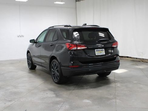 Used 2024 Chevrolet Equinox RS w/ RS Leather Package image 8