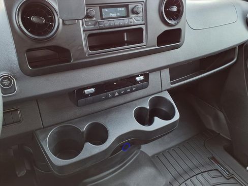 Used 2024 Mercedes-Benz Sprinter 144 Cargo image 25