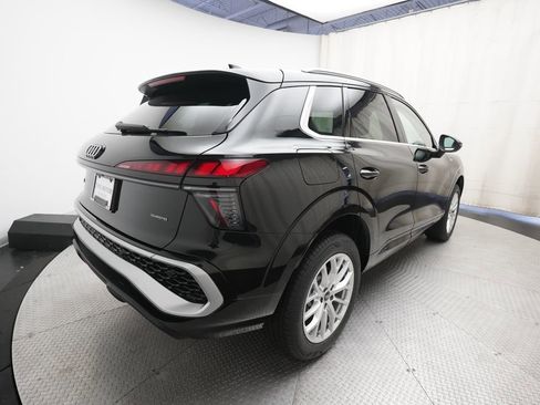 New 2026 Audi Q3 quattro 2.0T AWD/4WD image 13