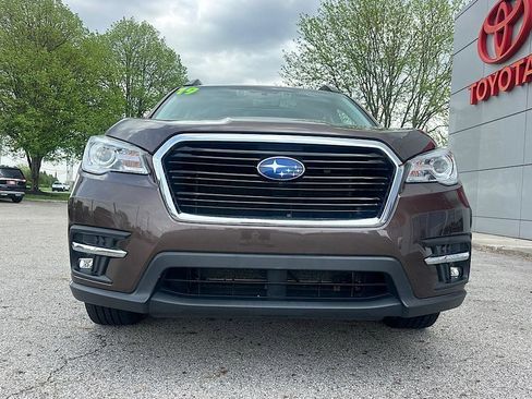 Used 2019 Subaru Ascent Touring w/ Popular Package #2A image 12