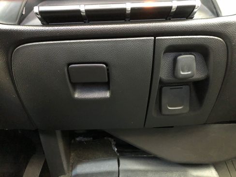 Used 2017 Chevrolet Silverado 1500 LT w/ Midnight Edition AWD/4WD image 24