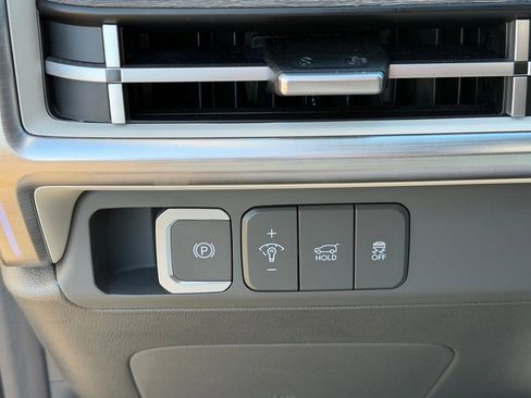 Used 2024 Hyundai Santa Fe Calligraphy image 20