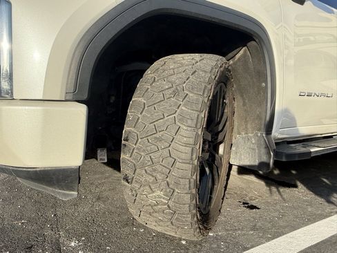 Used 2021 GMC Sierra 1500 Denali image 32