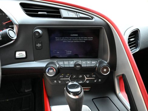 Used 2019 Chevrolet Corvette Z06 RWD image 27