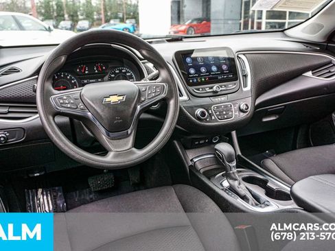 Used 2024 Chevrolet Malibu LT image 27