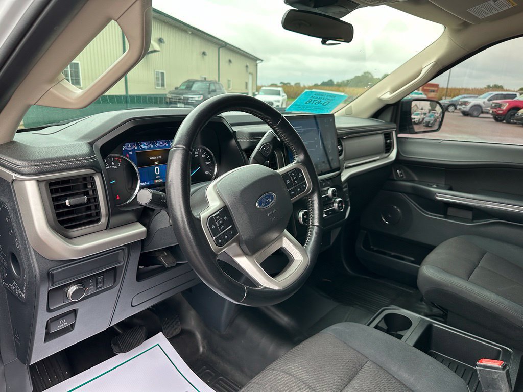Used 2022 Ford Expedition XL AWD/4WD image 13