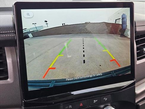 Used 2024 Ford Expedition XLT image 14