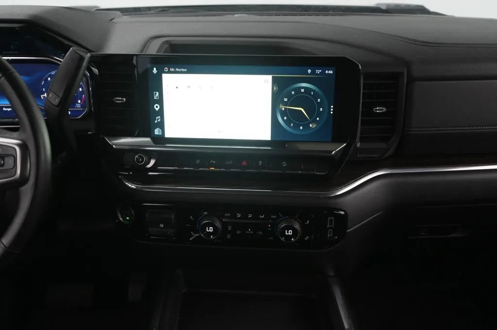 Used 2024 Chevrolet Silverado 2500 LT AWD/4WD image 40