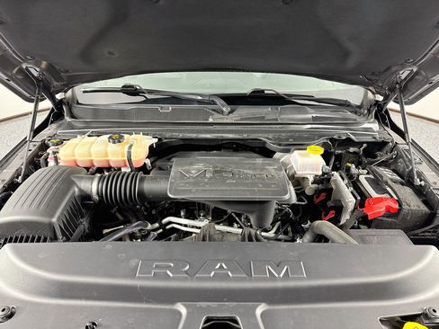 Used 2020 RAM 1500 Big Horn AWD/4WD image 29