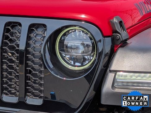 Used 2023 Jeep Wrangler Unlimited w/ Convenience Group AWD/4WD image 11