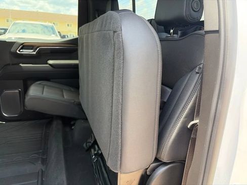 Used 2024 Chevrolet Silverado 1500 High Country w/ High Country Premium Package AWD/4WD image 41