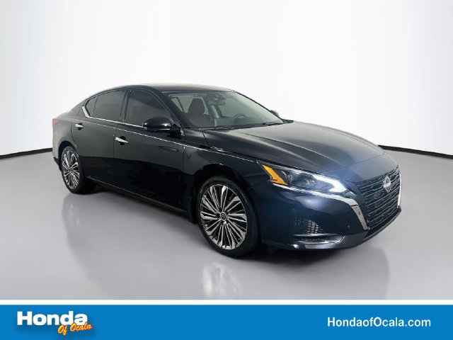 Used 2024 Nissan Altima 2.5 SL FWD image 1