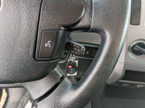 Used 2013 Toyota Tundra 4x4 Double Cab w/ Tow Pkg image 12