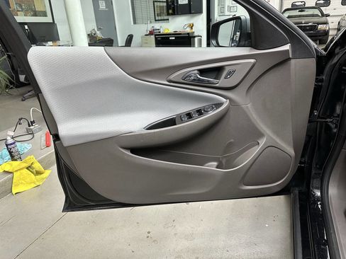 Used 2023 Chevrolet Malibu LS image 7