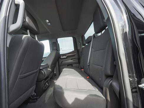 Used 2024 GMC Sierra 1500 Elevation image 32